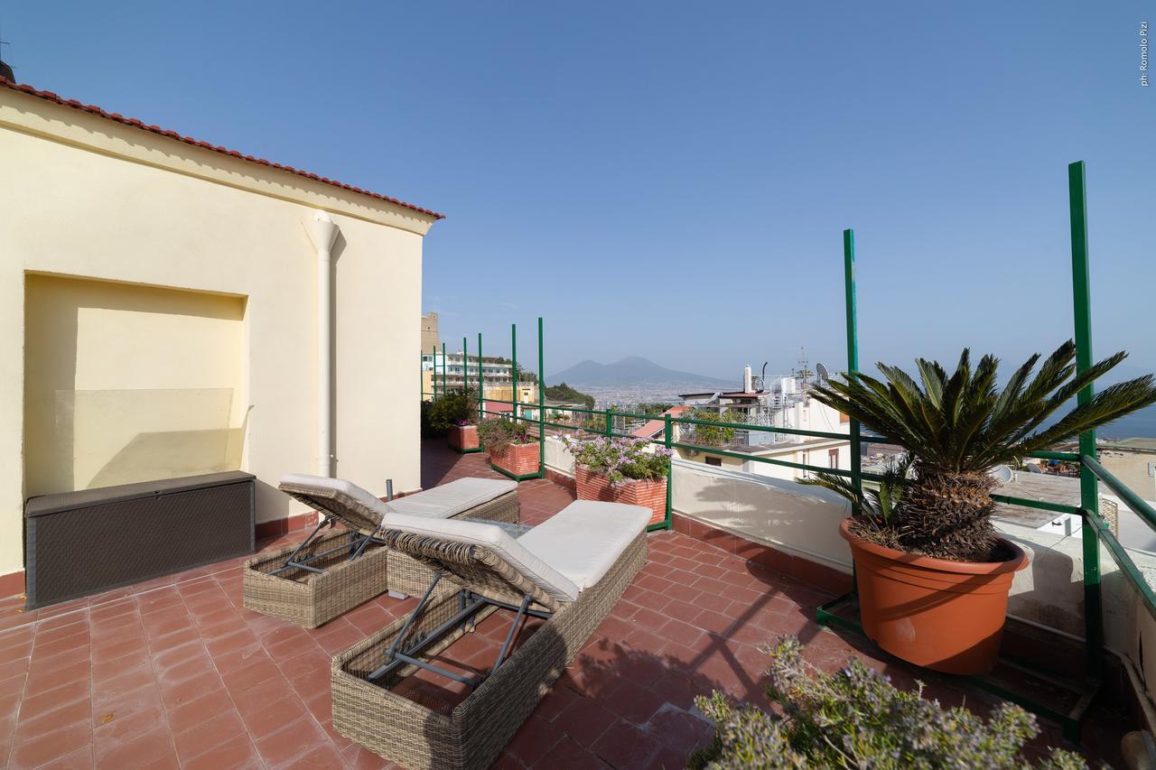 Una Terrazza Sul Golfo Неаполь Экстерьер фото